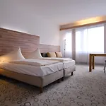 Petul Am Ruhrbogen Apartahotel