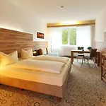 Apartahotel Petul Am Ruhrbogen 3*