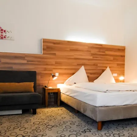 Petul Am Ruhrbogen 3*