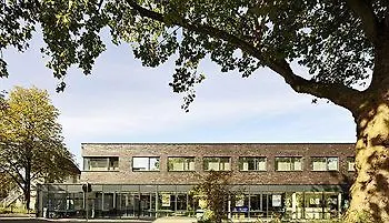 アパートホテル ペトゥル アム ルーボーゲン